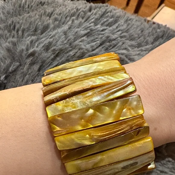 Vintage Bracelet Chunky Orange Stretch Died Mother Of Pearl - Picture 2 of 2